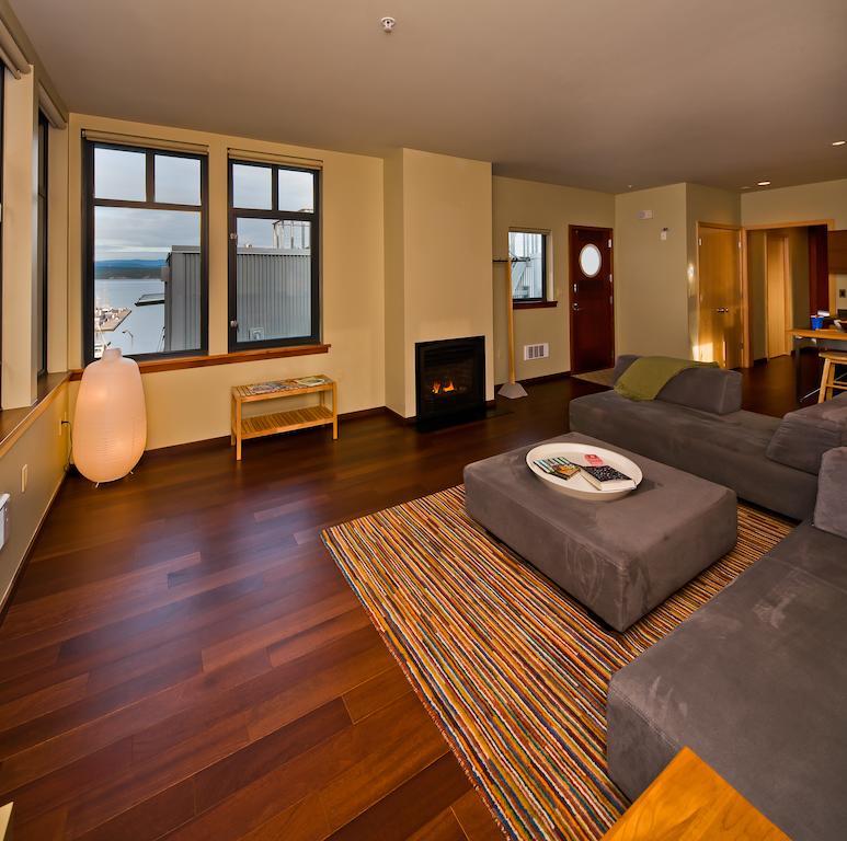 One-Bedroom Apartment Terrace
