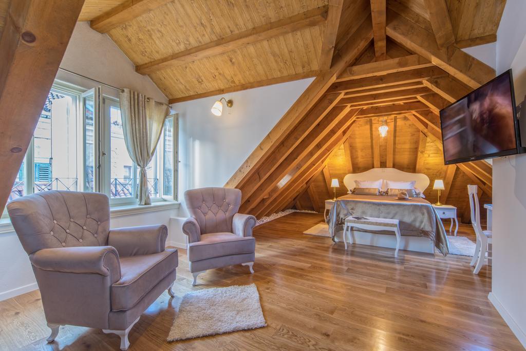Deluxe Double or Twin Room Annex