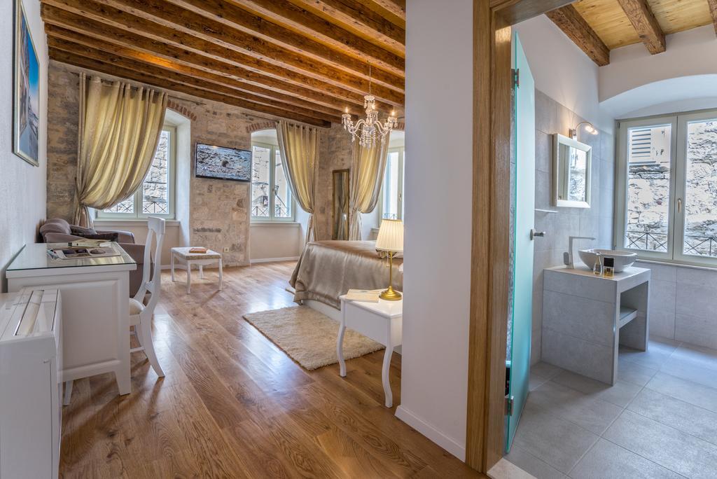 Junior Suite Annex