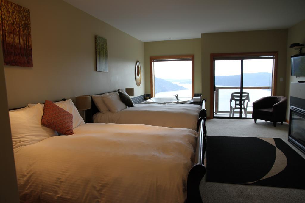 Superior Queen Room Two Queen Beds