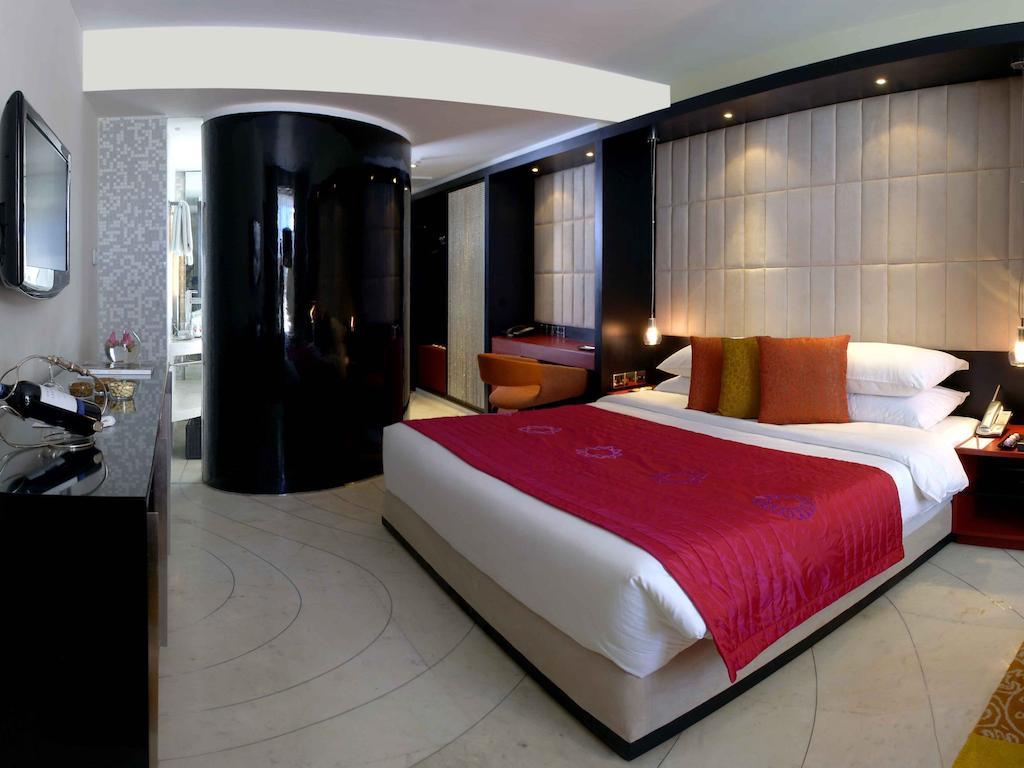 Luxury King Room,1646900759:JPEG