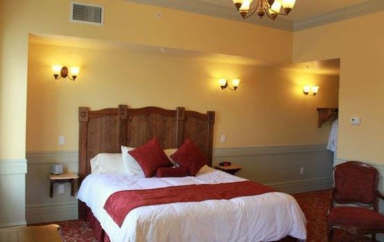 Queen Room