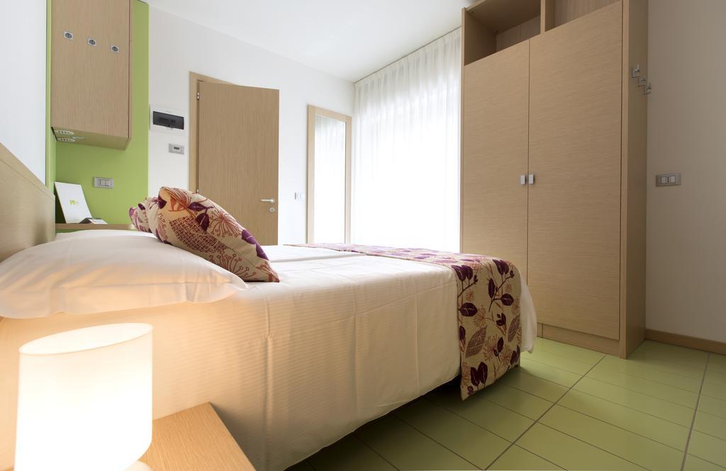 Double Room Balcony,1084628134:JPEG