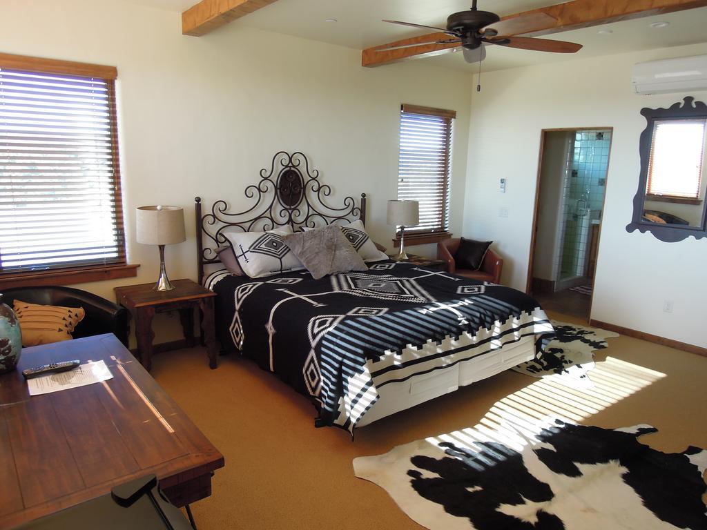 Superior King Room,264881765:JPEG