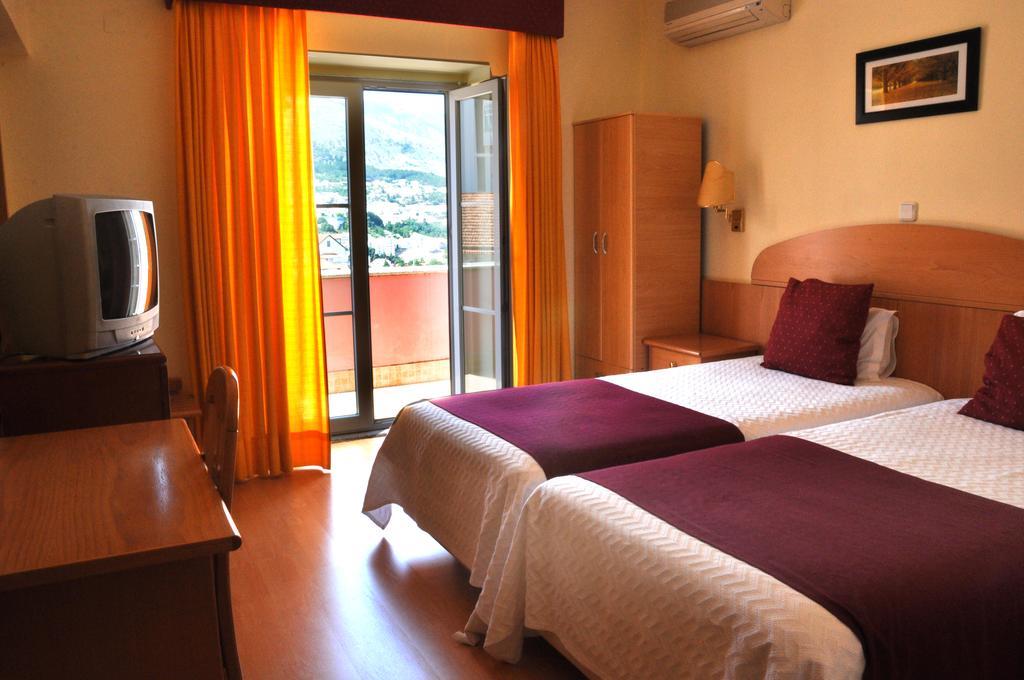 Quarto Twin