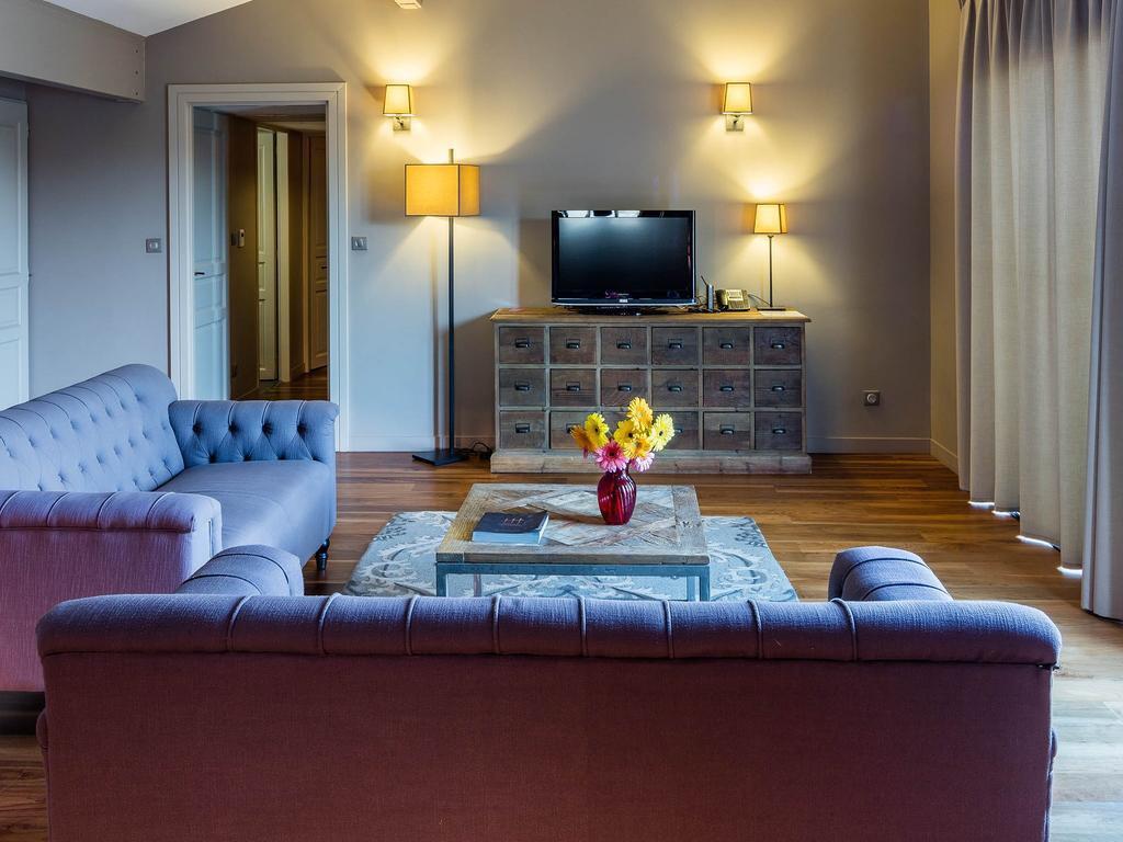 Deluxe Apartment,1526485906:JPEG