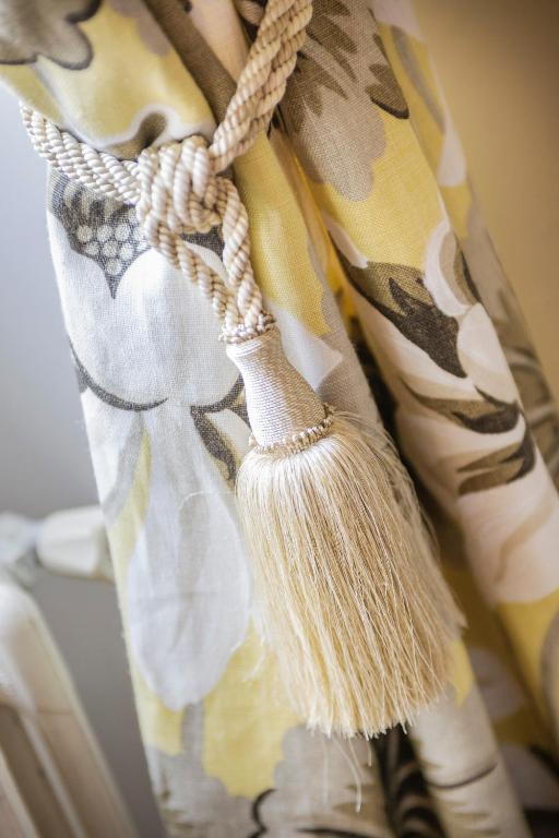 Bridal Room,27640742:JPEG