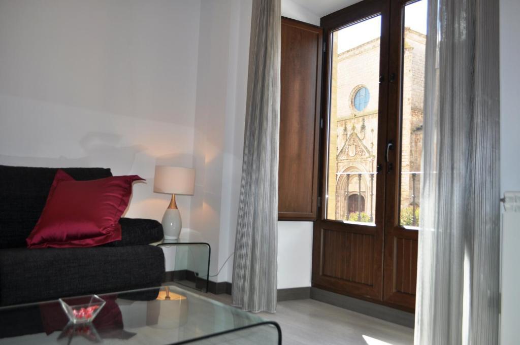 One-Bedroom Apartment 2
