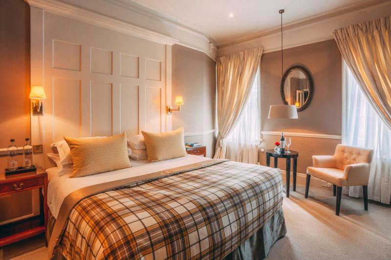 Deluxe King Room at 11 Cadogan Gardens,544519680:JPEG