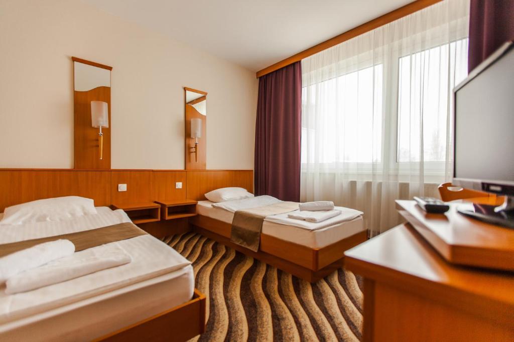Twin Room with Balcony