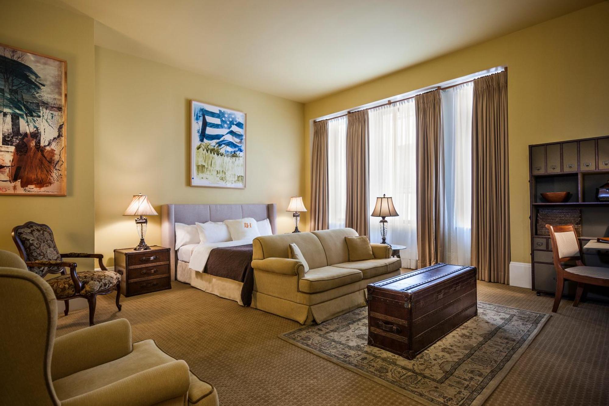 Executive Suite