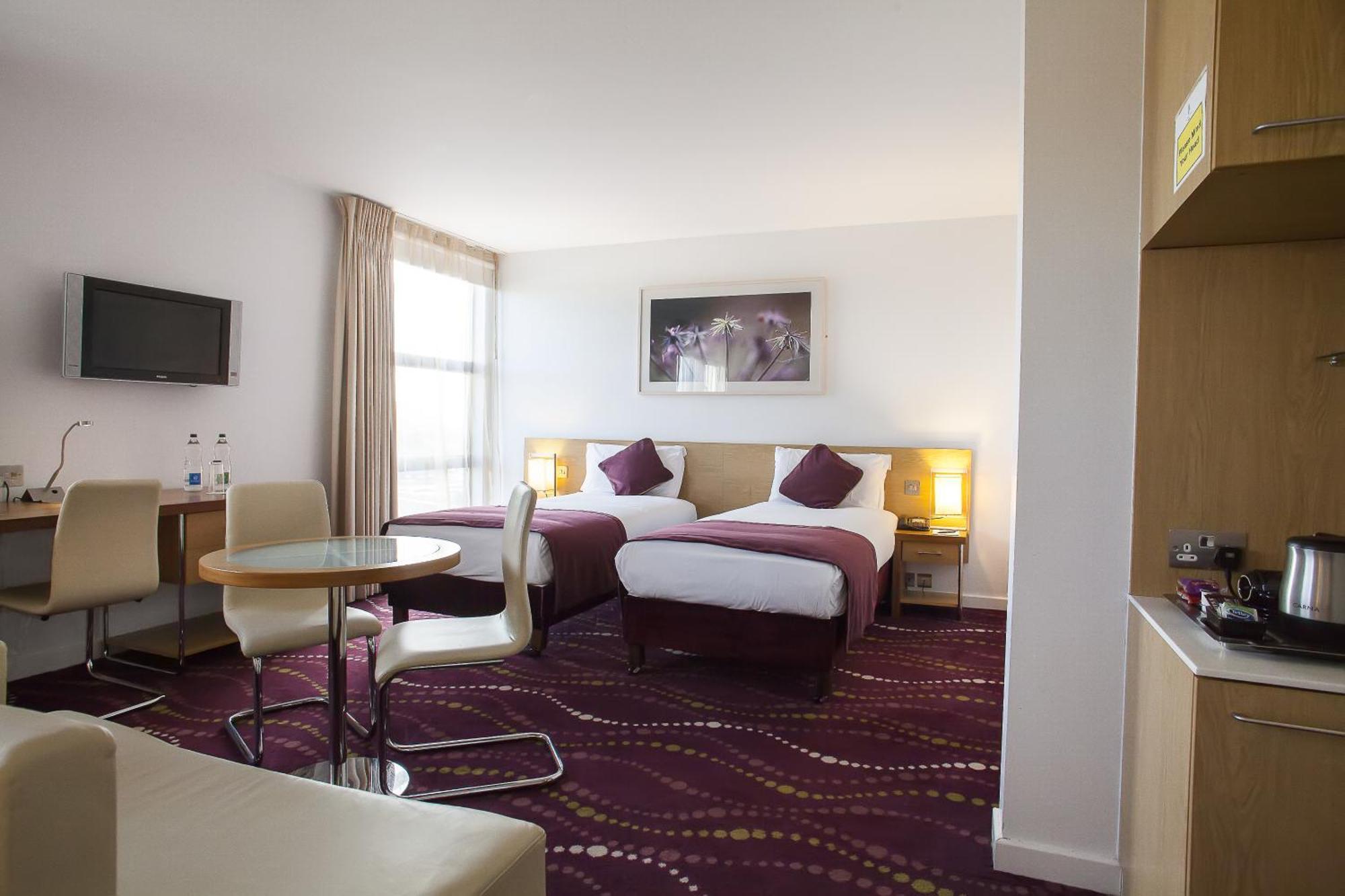 Twin Room,690434844:JPEG