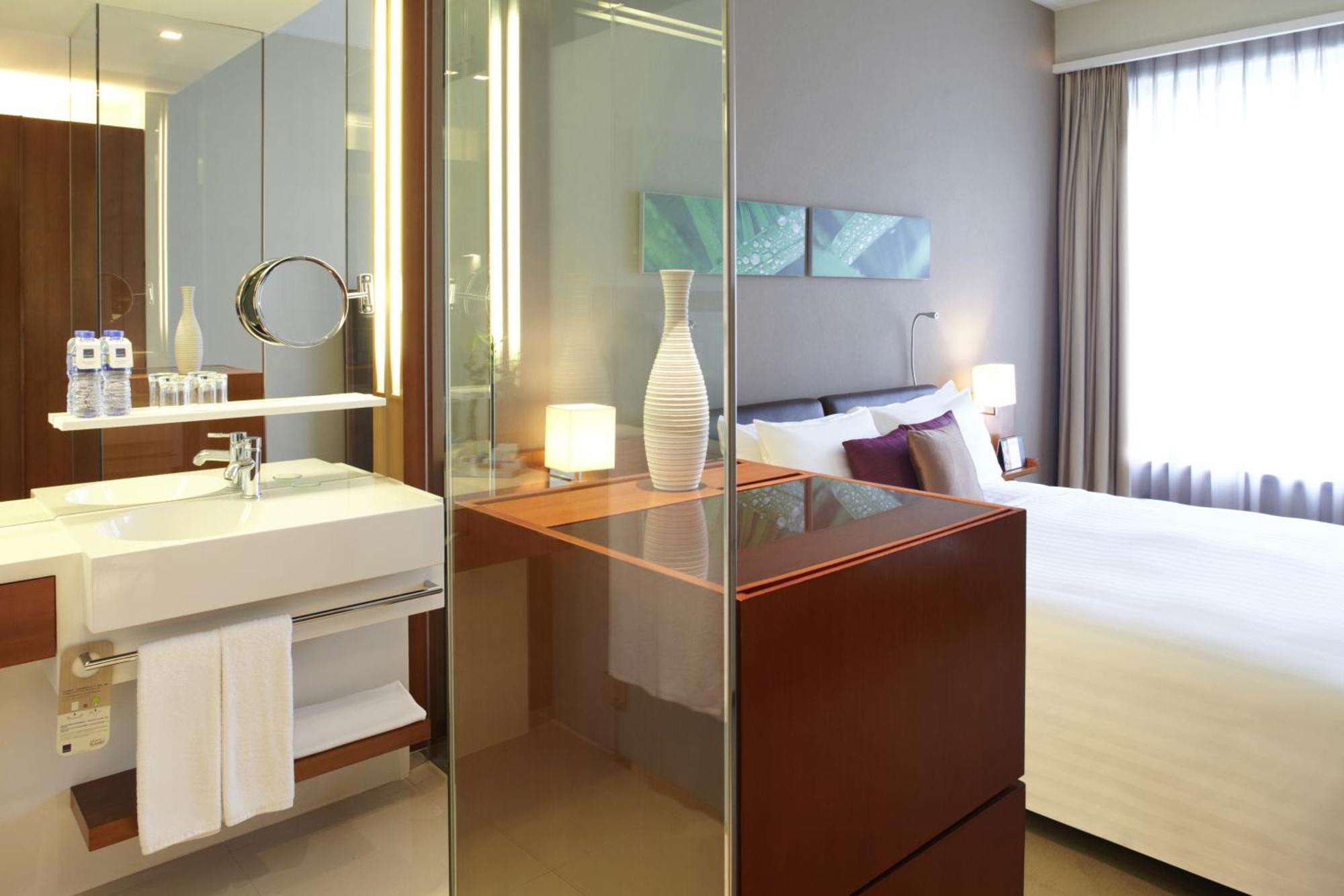 Standard Room with Queen Bed,1277443888:JPEG
