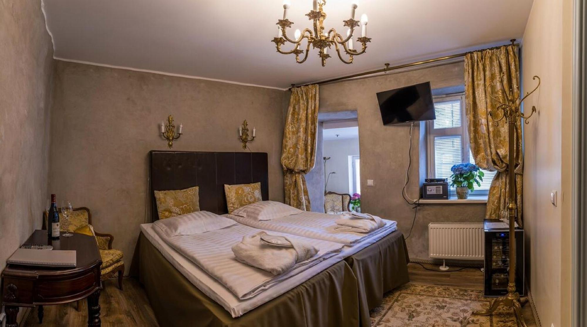 Standard Single Room,706075735:JPEG