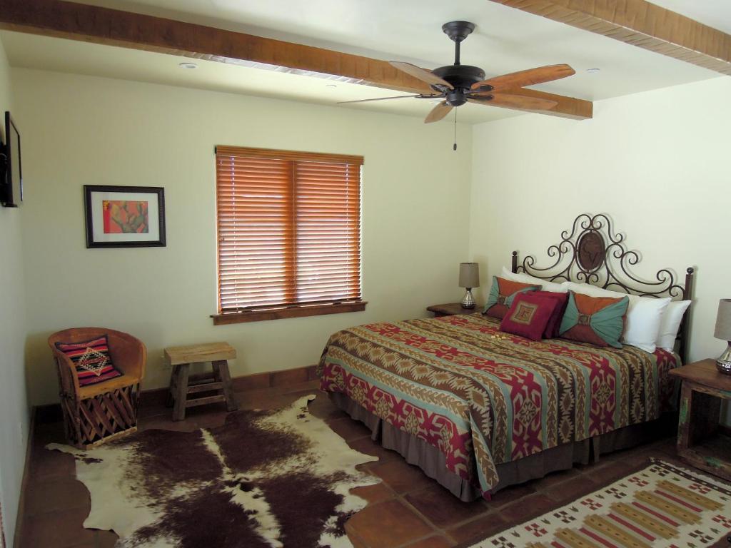 Deluxe King Room,1175751979:JPEG