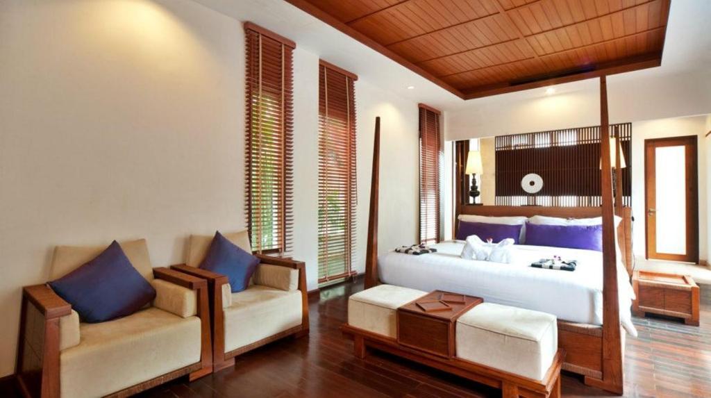Villa Spa Bath