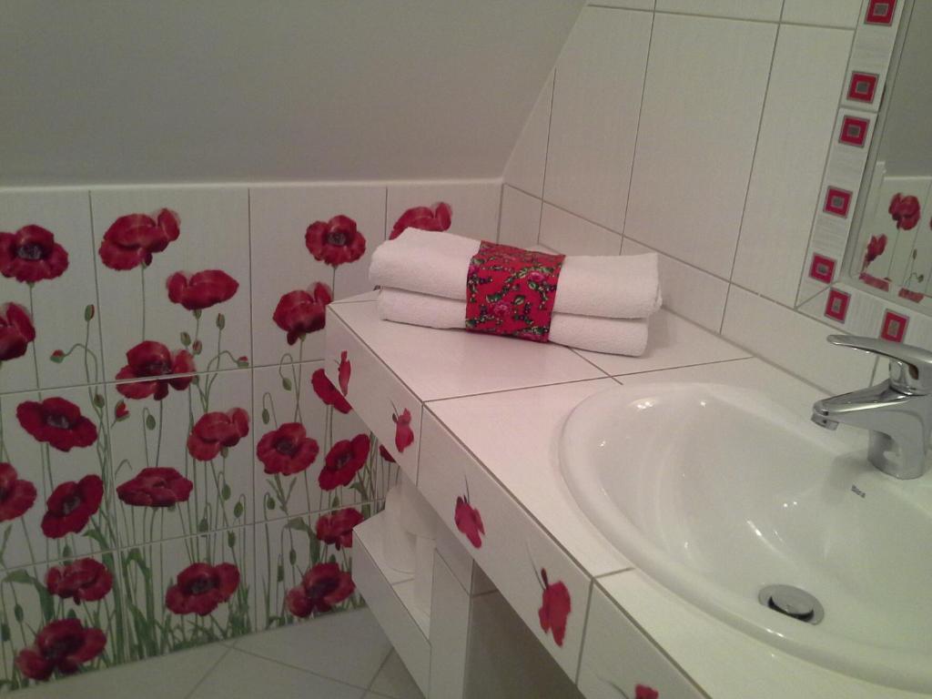 Junior Suite with Lagoon View,31276085:JPEG