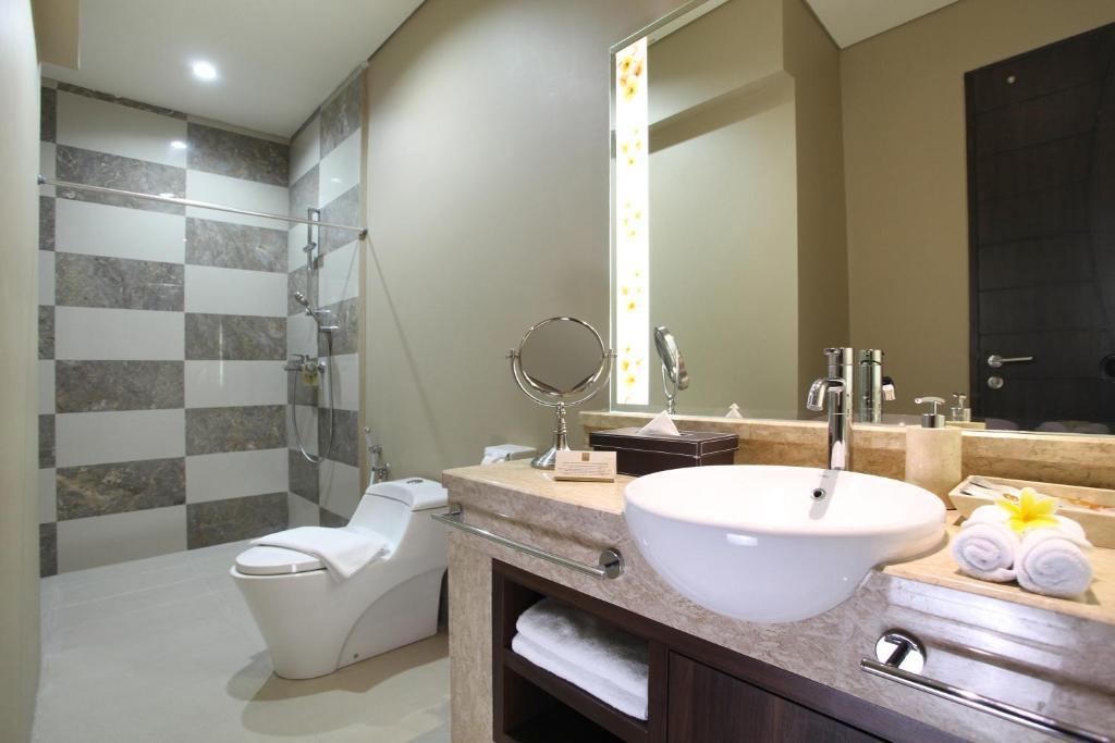 Superior Double Room with Balcony,121772062:JPEG