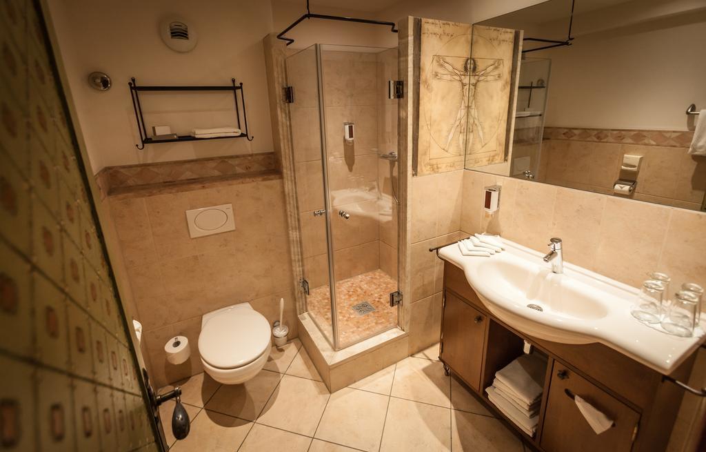 Triple Room (2 adults + 1 child under 12 years),699733552:JPEG