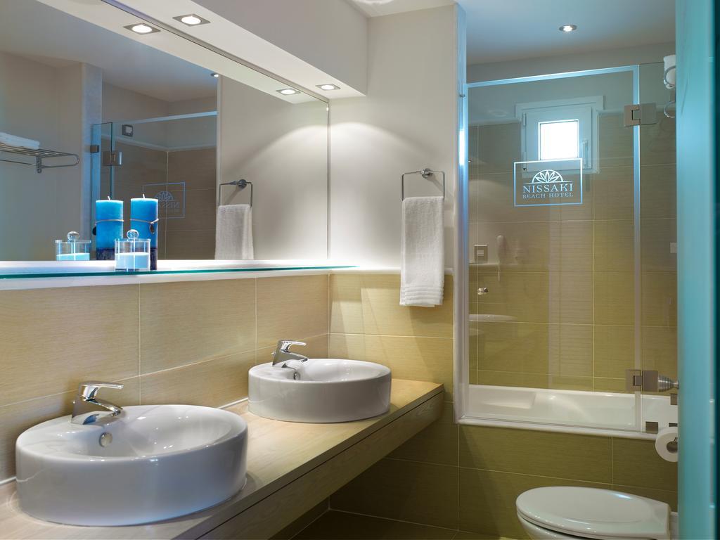 One-Bedroom Suite (2-4 Adults),325266706:JPEG