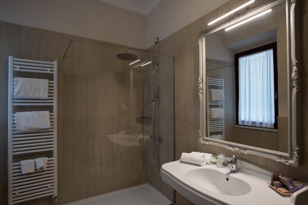 Deluxe Double Room Spa Access
