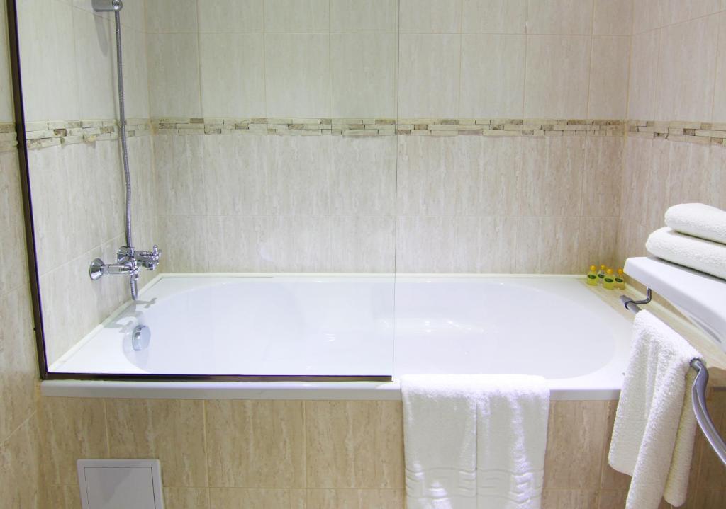 Standard Double or Twin Room with Balcony