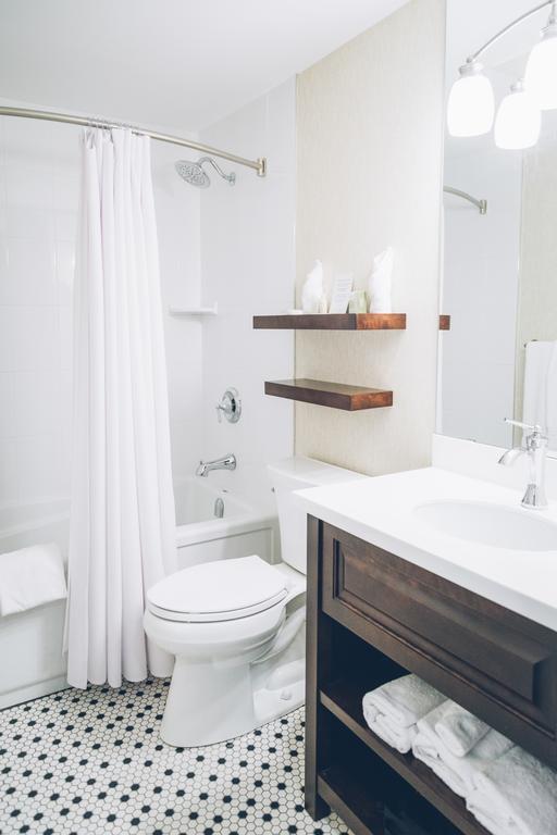 King Room - Non-Smoking,1212617065:JPEG