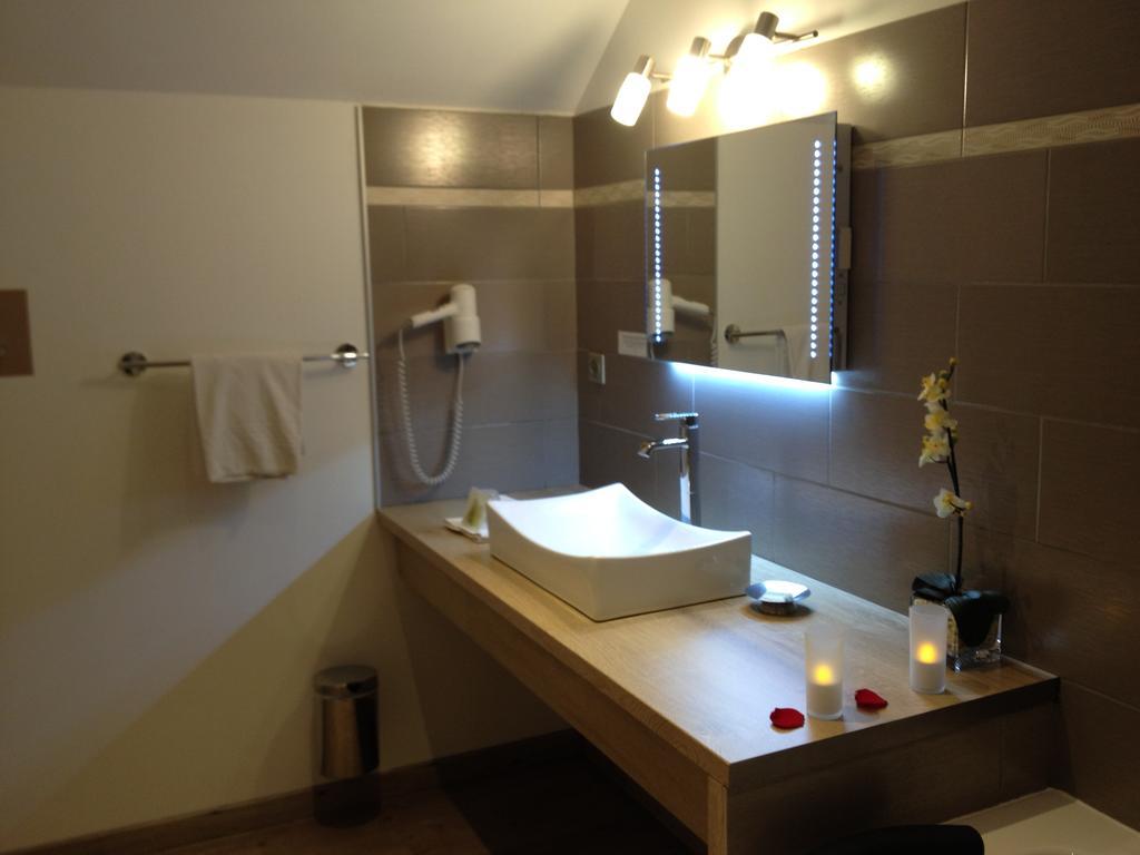 Chambre Double Supérieure avec Double Baignoire Balnéothérapie