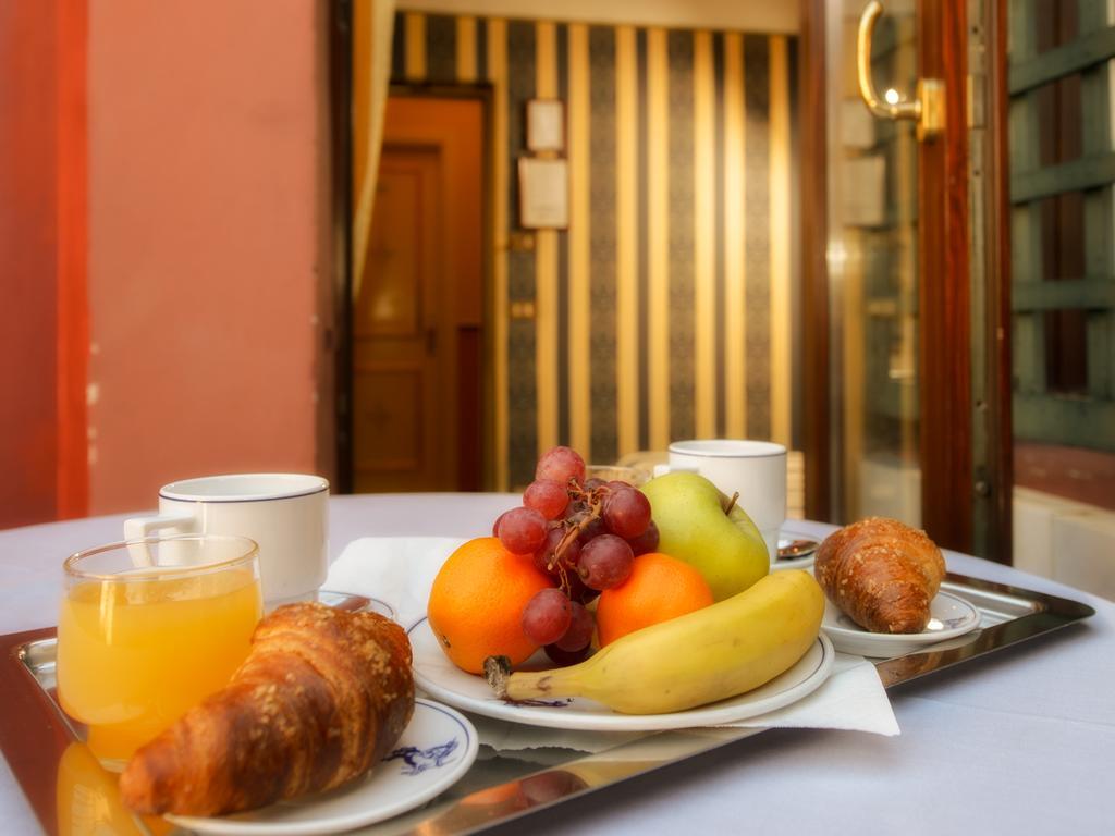 Superior Double Room with Private Terrace,1433473339:JPEG