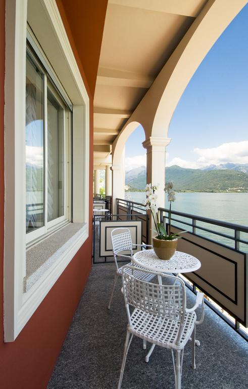 Classic Double or Twin Room with Partial Lake View