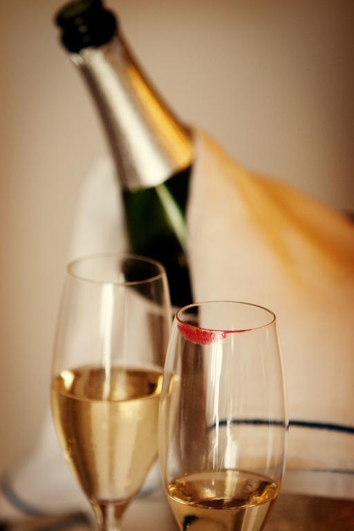 Double Room - Romantic Offer,1580375403:JPEG