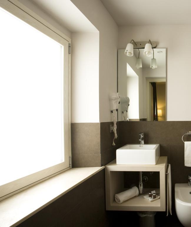 Superior Double Room with Balcony,629727786:JPEG