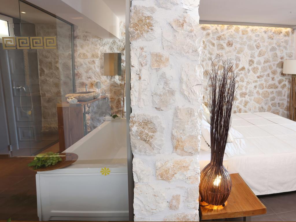 Superior Double or Twin Room Sea View