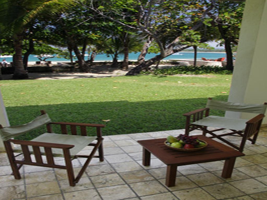 Junior Suite Lanai Ocean Front