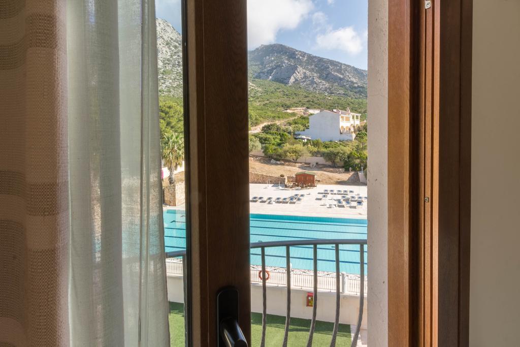 Superior Double Room Pool View