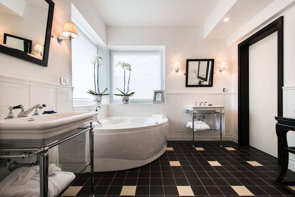 Penthouse Suite with Balcony