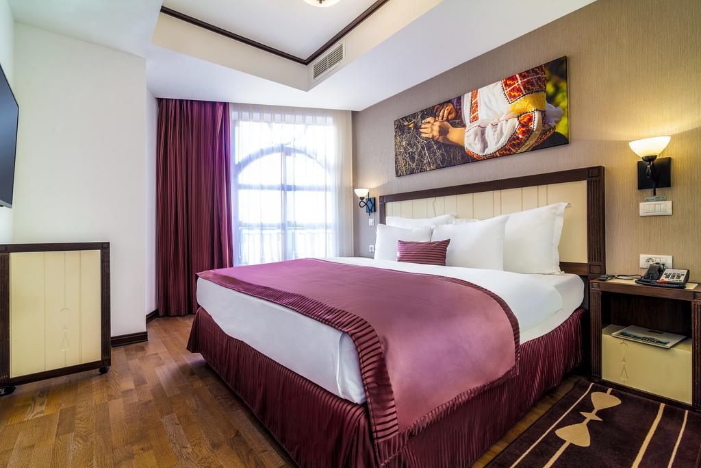 Executive Suite with Free WiFi