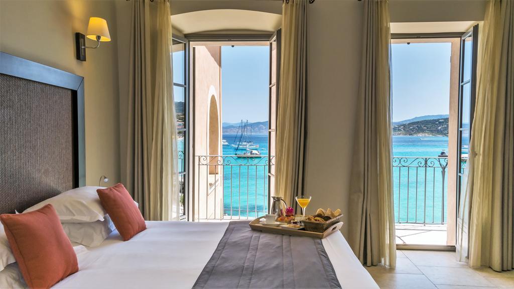 Deluxe Suite Sea View