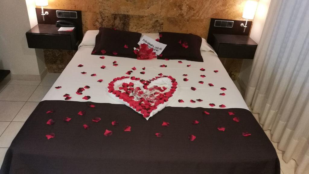 Romantic Package (Petals and Chocolates) - Standard Double or Twin Room