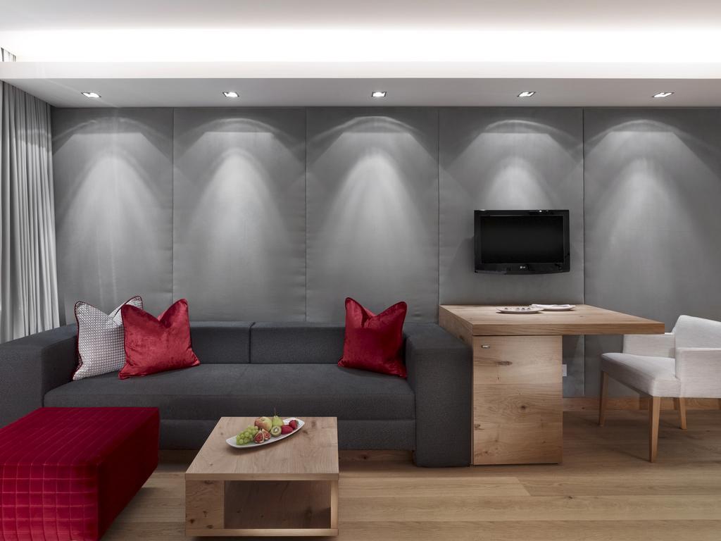 Deluxe Double Room,433714737:JPEG