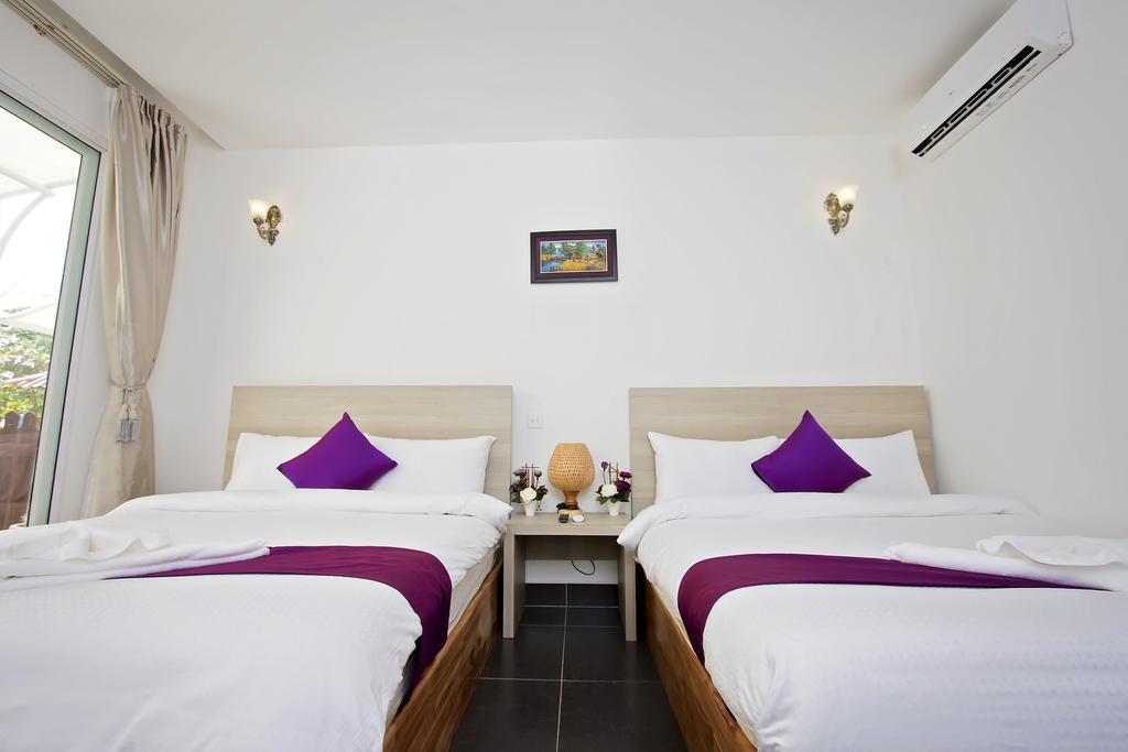 Bungalow Twin Bed with Garden View,434157060:JPEG