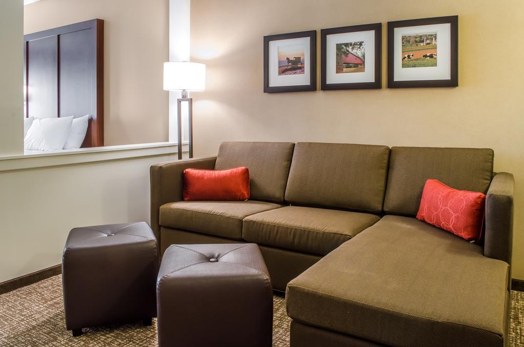 Queen Suite