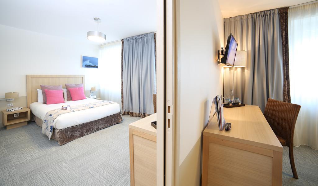 Two-Bedroom Suite,440001060:JPEG