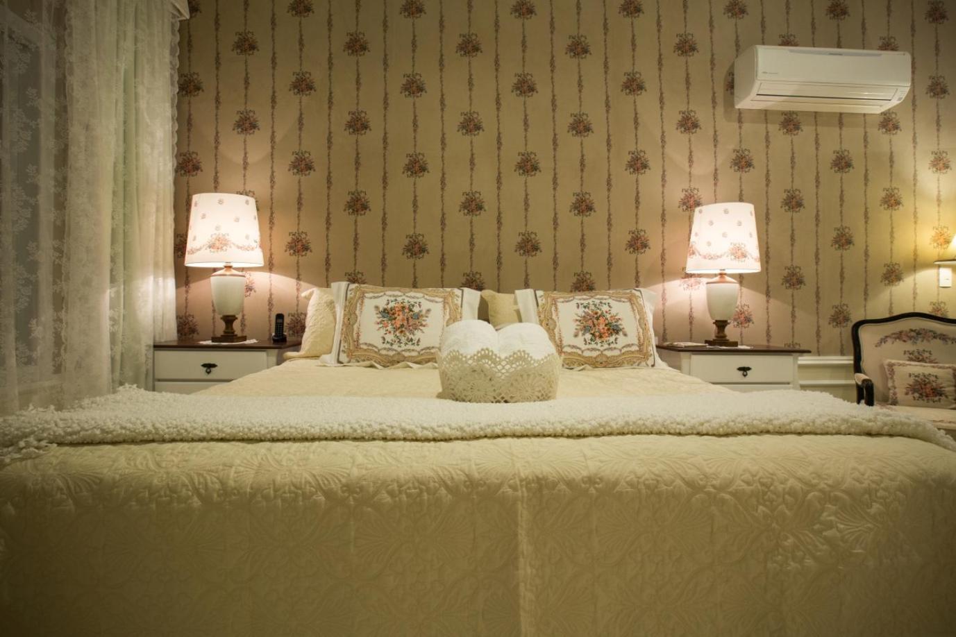 Deluxe Room,445272981:JPEG