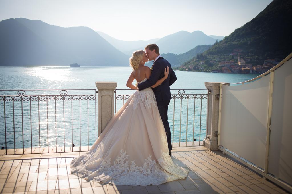 Junior Suite with Lake View,705192541:JPEG