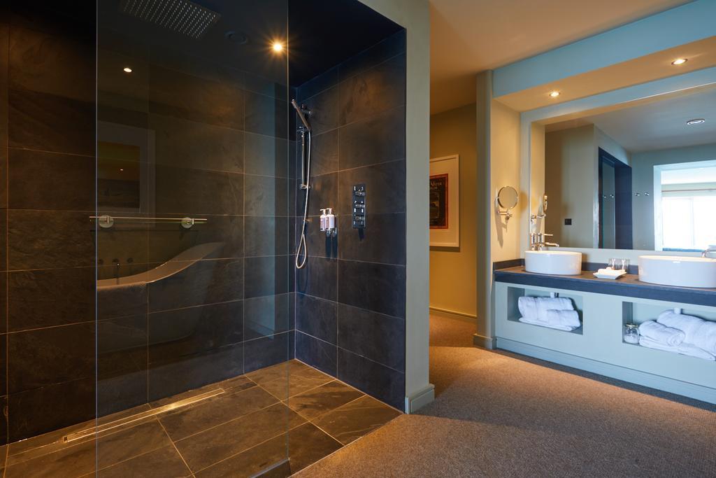 Luxury Double Room,688798935:JPEG