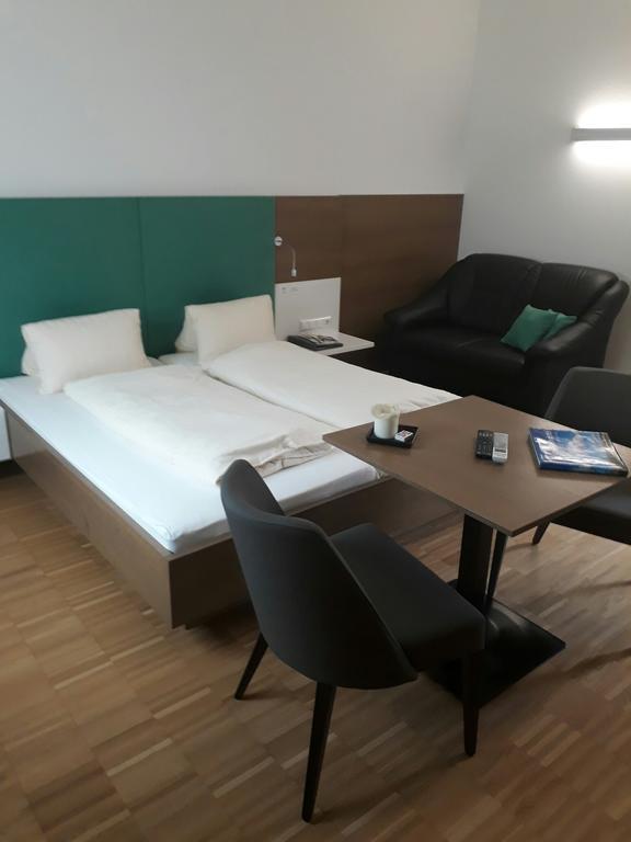 Green Double Room