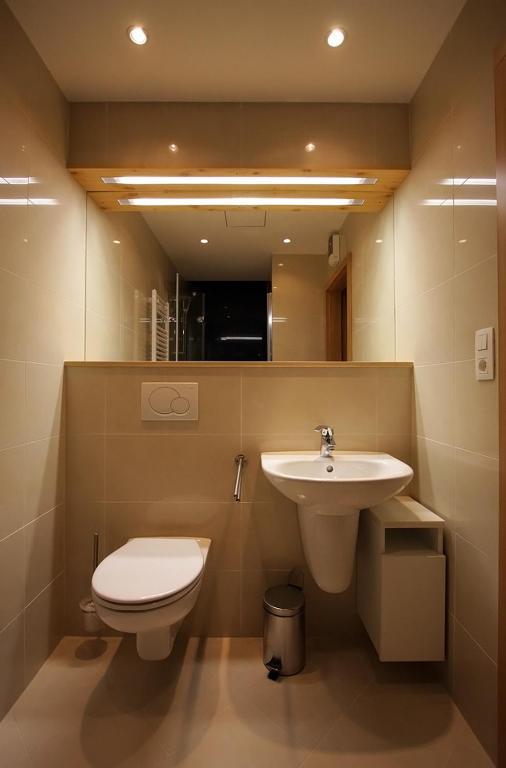 Economy Double Room,167868528:JPEG