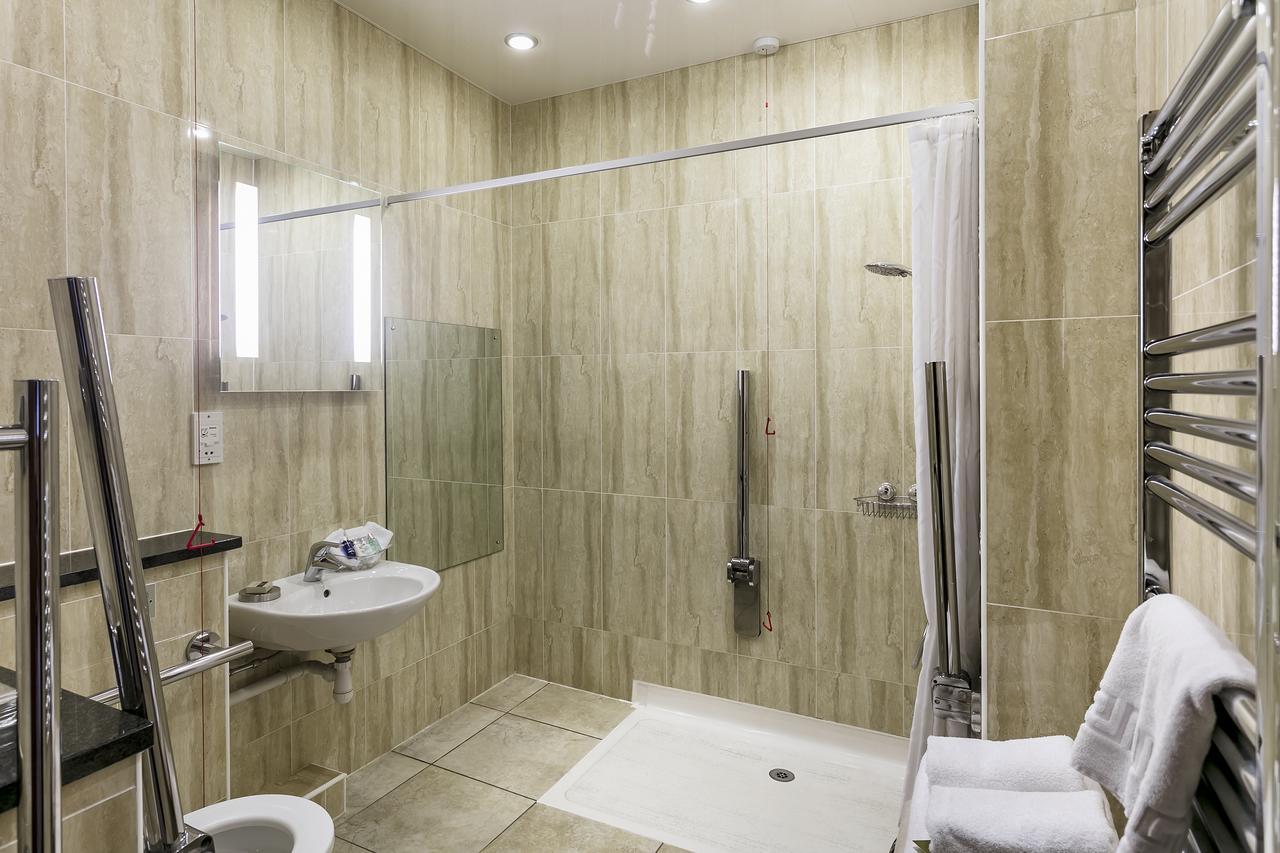 Double or Twin Room Disability Access