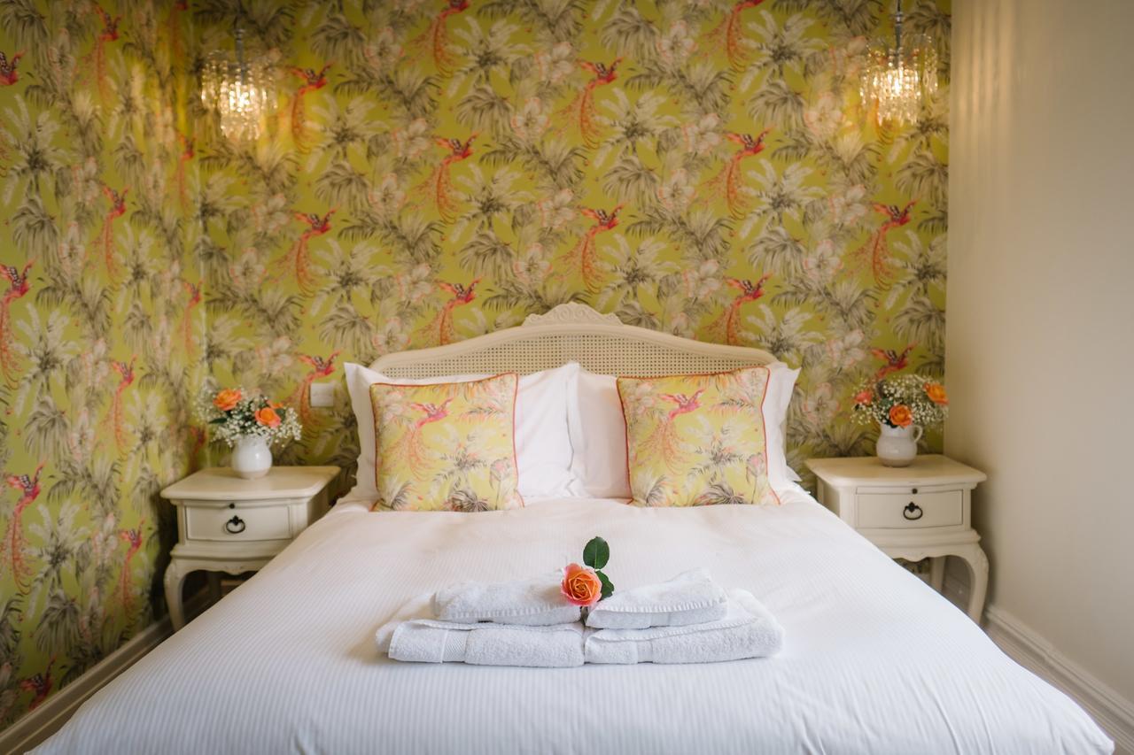 Deluxe Double Room Bath